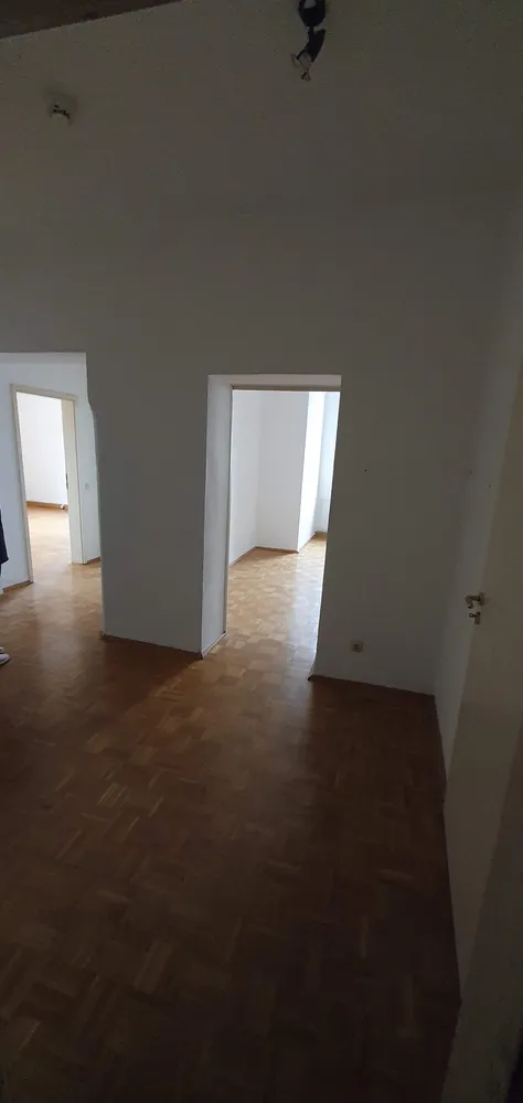 2 Zimmer Wohnung mit 65 m² in Siegen – Bild 2