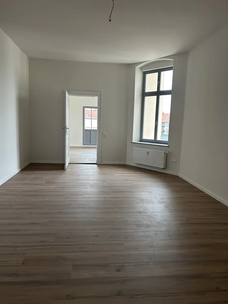 4 Zimmer Wohnung mit 136 m² in Görlitz – Bild 1