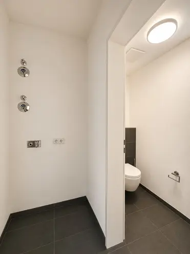 2 Zimmer Wohnung mit 77 m² in Köln – Bild 12