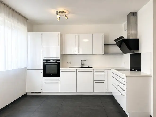 2 Zimmer Wohnung mit 77 m² in Köln – Bild 5