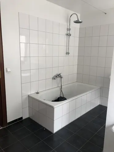 2 Zimmer Wohnung mit 72 m² in Aachen – Bild 4