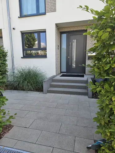 6 Zimmer Haus mit 179 m² in Düsseldorf – Bild 2