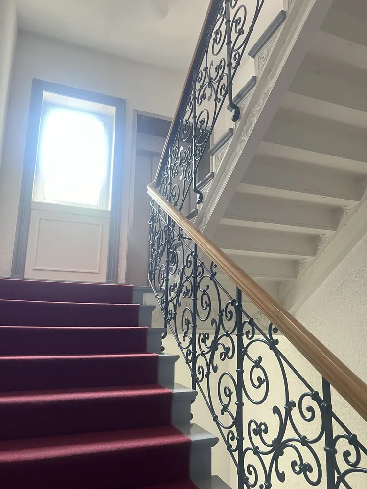 4 Zimmer Wohnung mit 140 m² in Wiesbaden – Bild 1