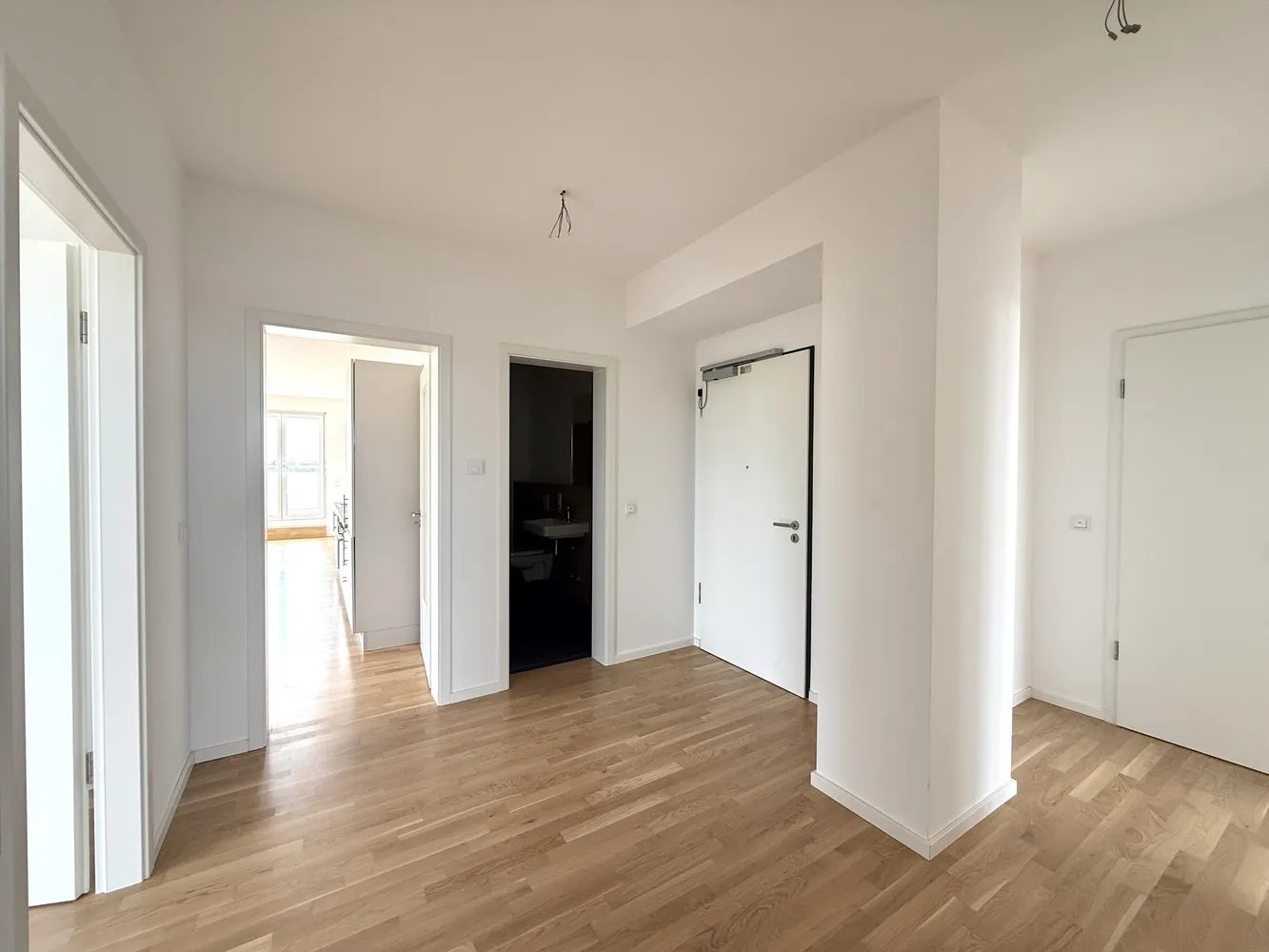 3 Zimmer Wohnung mit 107 m² in Berlin – Bild 2