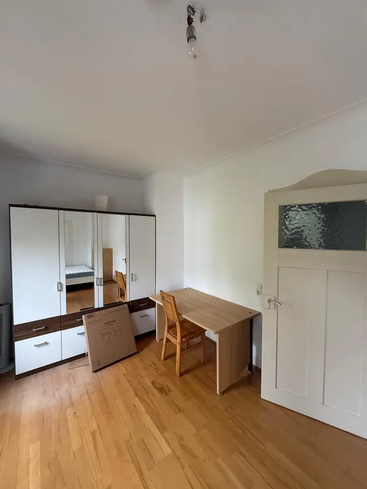 WG-Zimmer mit 15 m² in Stuttgart – Bild 2
