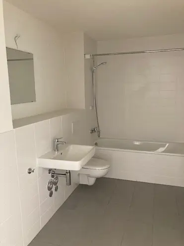 4 Zimmer Wohnung mit 93 m² in Karlsruhe – Bild 1