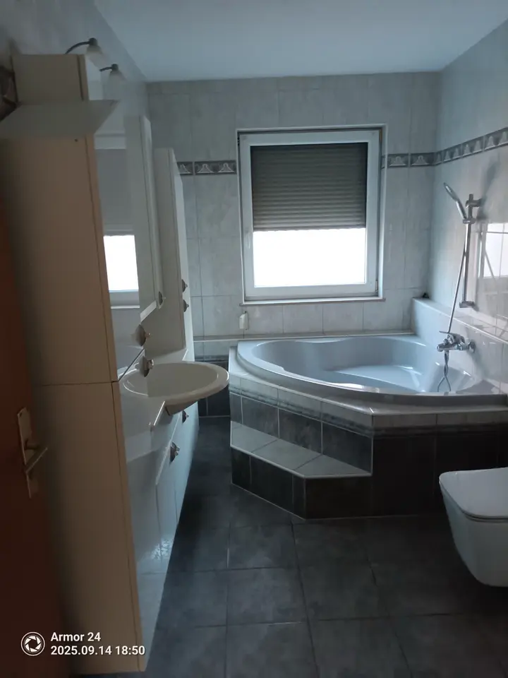 4 Zimmer Wohnung mit 126 m² in Kassel – Bild 7