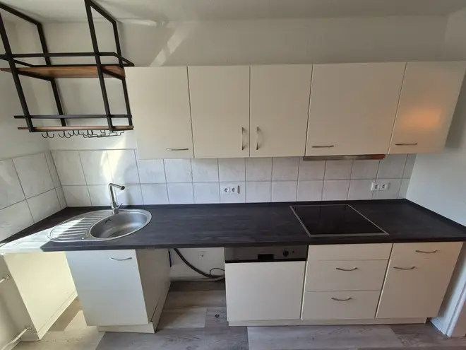 4 Zimmer Wohnung mit 88 m² in Wiesbaden – Bild 2