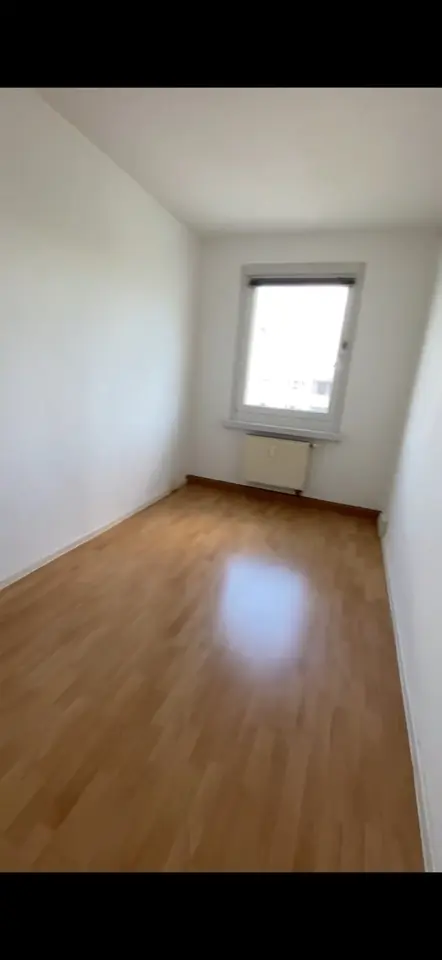 3 Zimmer Wohnung mit 60 m² in Jena – Bild 2