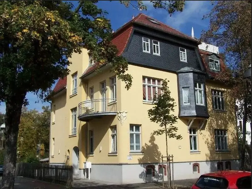 5 Zimmer Wohnung mit 142 m² in Zwickau – Bild 2