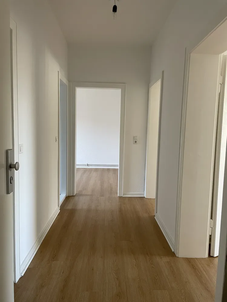 3 Zimmer Wohnung mit 68 m² in Hannover – Bild 2