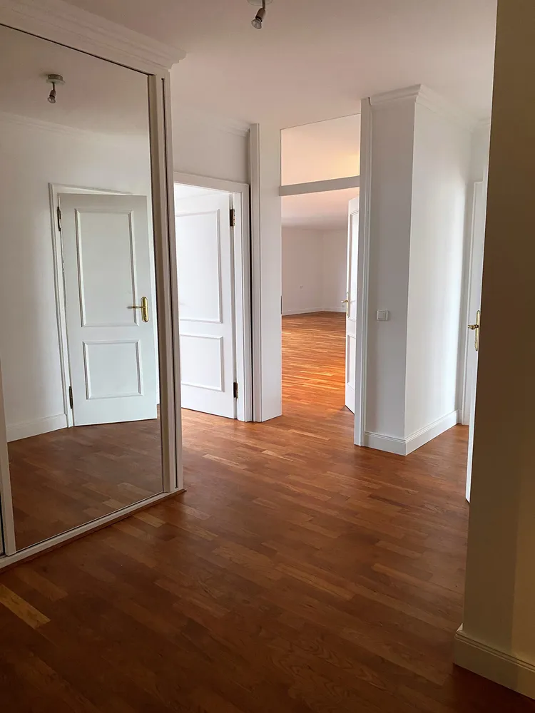 4 Zimmer Wohnung mit 175 m² in Frankfurt am Main – Bild 7
