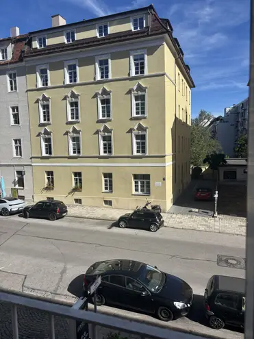 3 Zimmer Wohnung mit 84 m² in München – Bild 12
