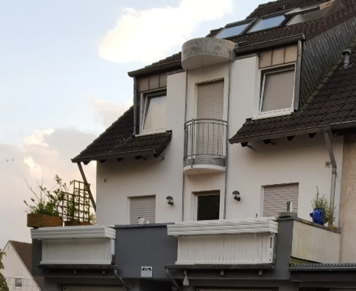 3 Zimmer Wohnung mit 70 m² in Leverkusen – Bild 1