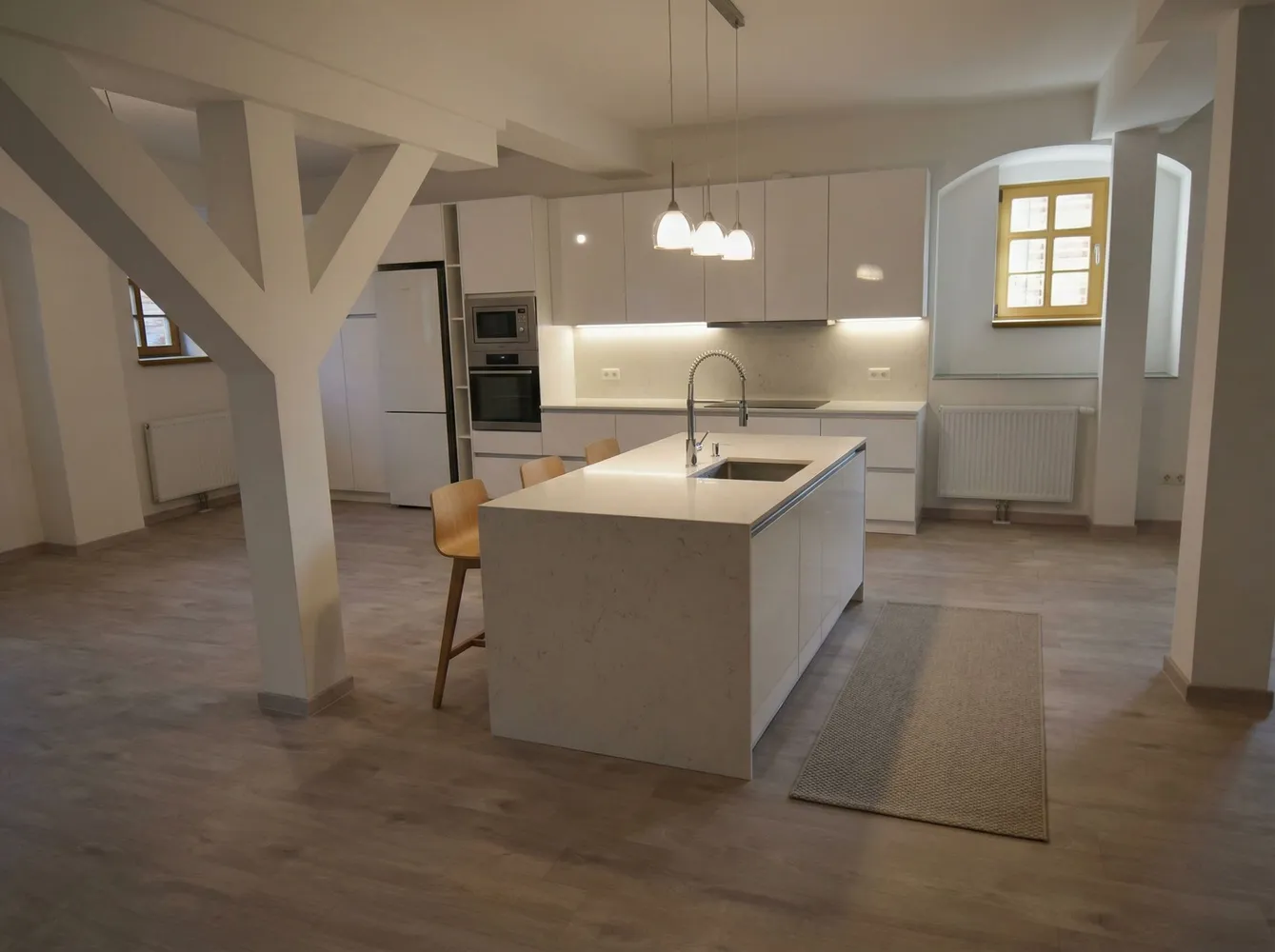 2 Zimmer Wohnung mit 95 m² in Halle (Saale) – Bild 3