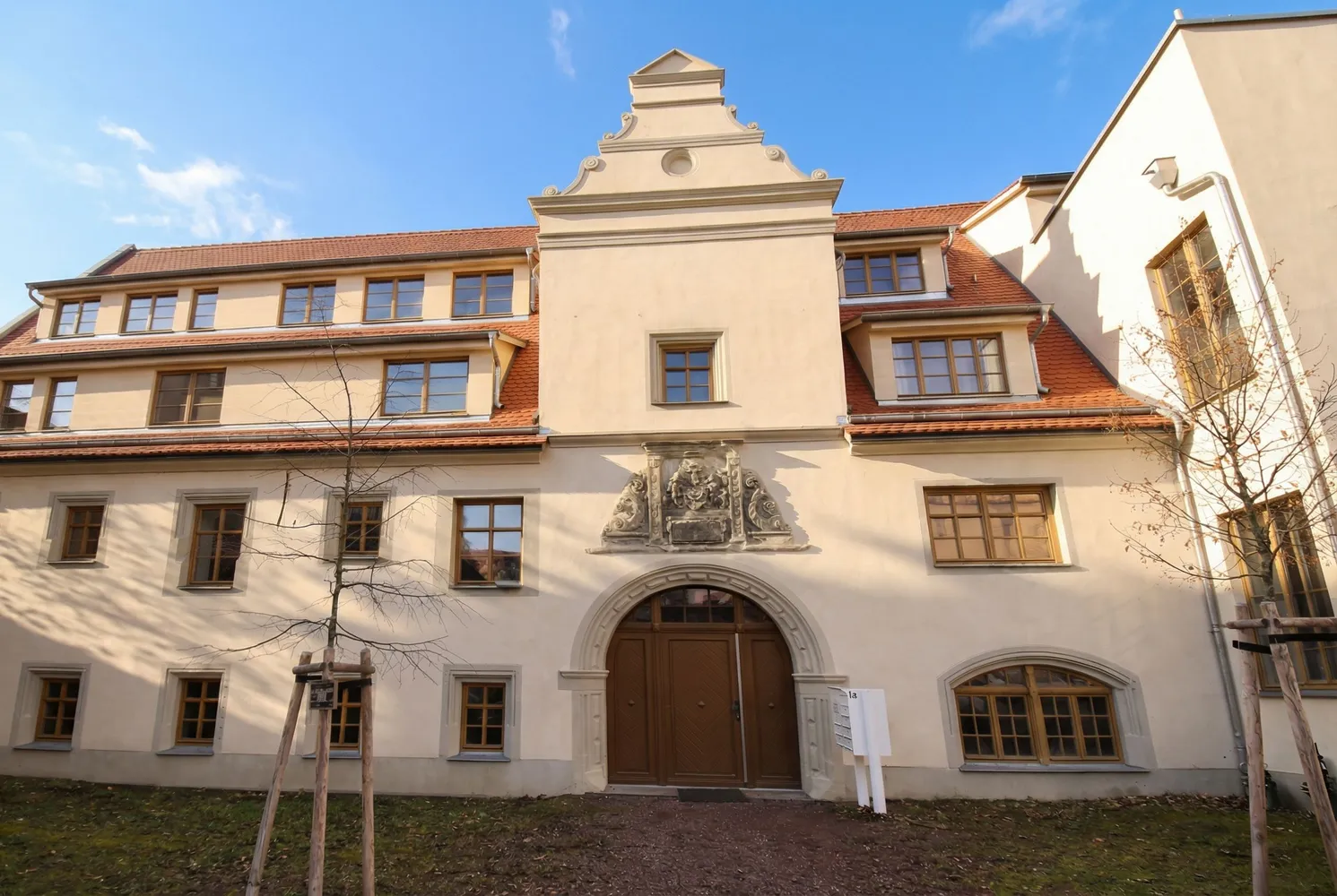 2 Zimmer Wohnung mit 95 m² in Halle (Saale) – Bild 4