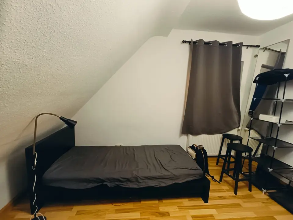 3 Zimmer Wohnung mit 15 m² in Düren – Bild 1