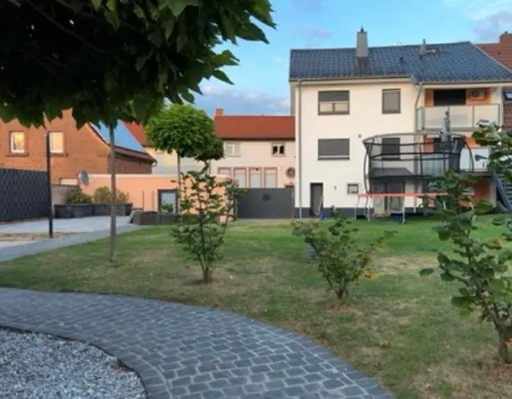 9 Zimmer Haus mit 280 m² in Kaiserslautern – Bild 2