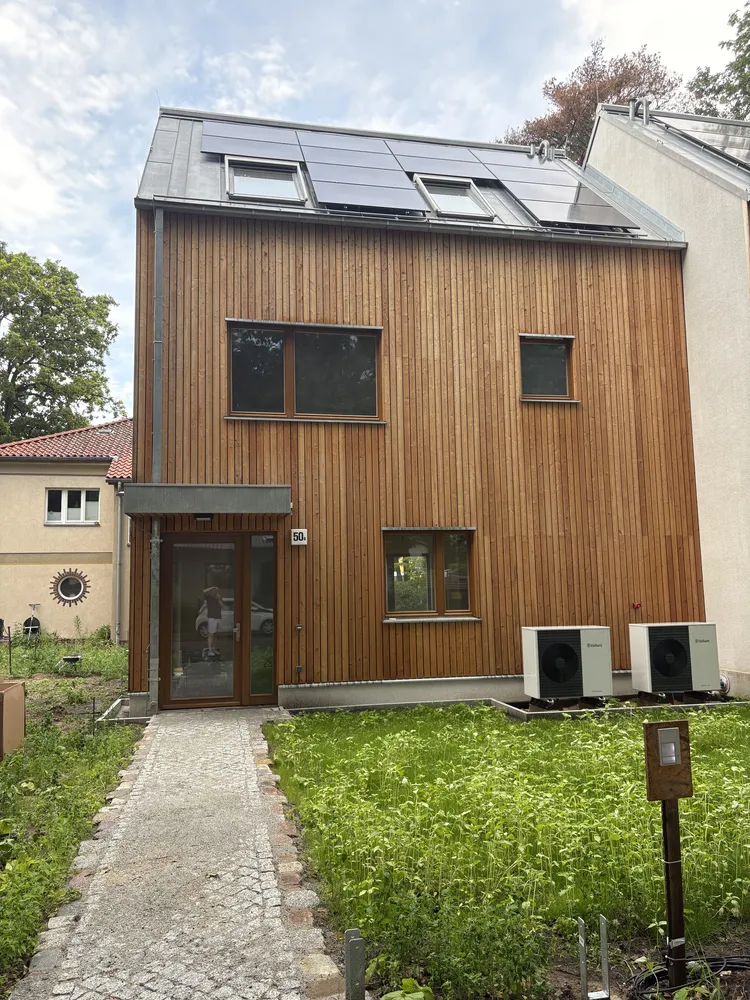 6 Zimmer Haus mit 172 m² in Berlin – Bild 1