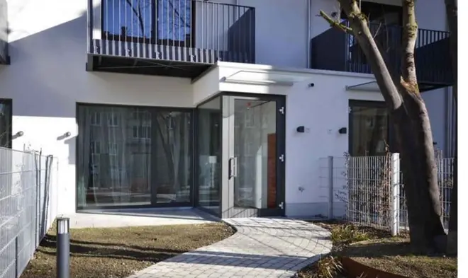 2 Zimmer Wohnung mit 83 m² in München – Bild 1