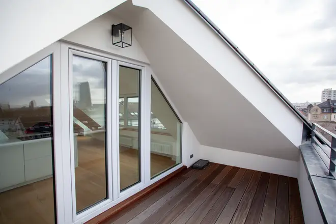 2 Zimmer Wohnung mit 82 m² in Frankfurt am Main – Bild 11