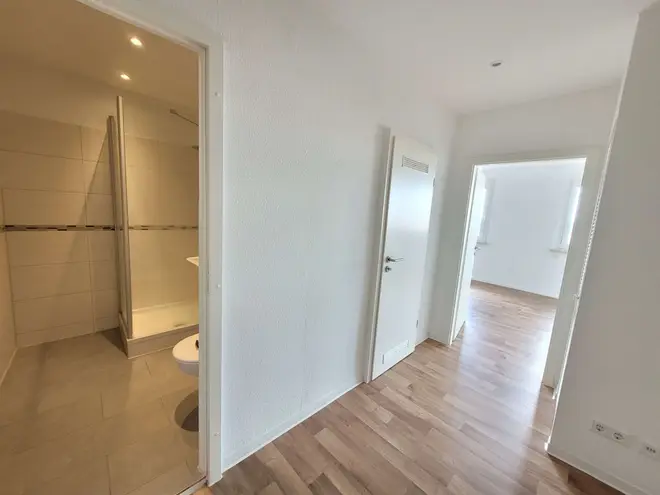 2 Zimmer Wohnung mit 48 m² in Halle (Saale) – Bild 4