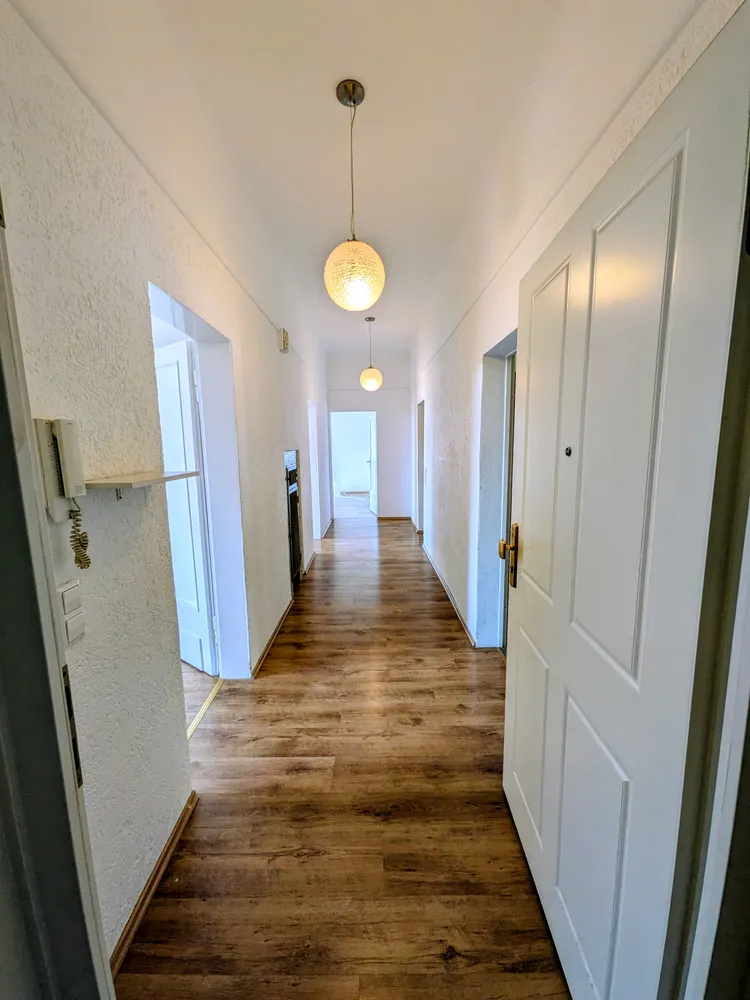 4 Zimmer Wohnung mit 120 m² in Pforzheim – Bild 2