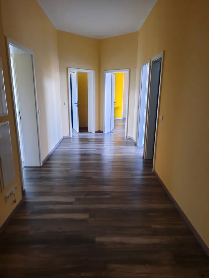 6 Zimmer Wohnung mit 191 m² in Cottbus – Bild 6
