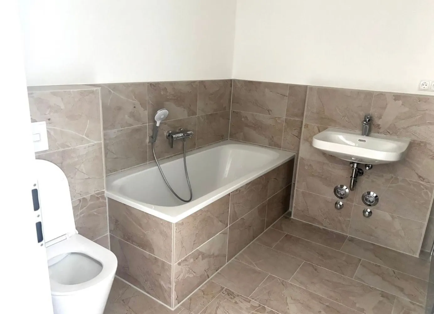 4 Zimmer Wohnung mit 84 m² in Rostock – Bild 5