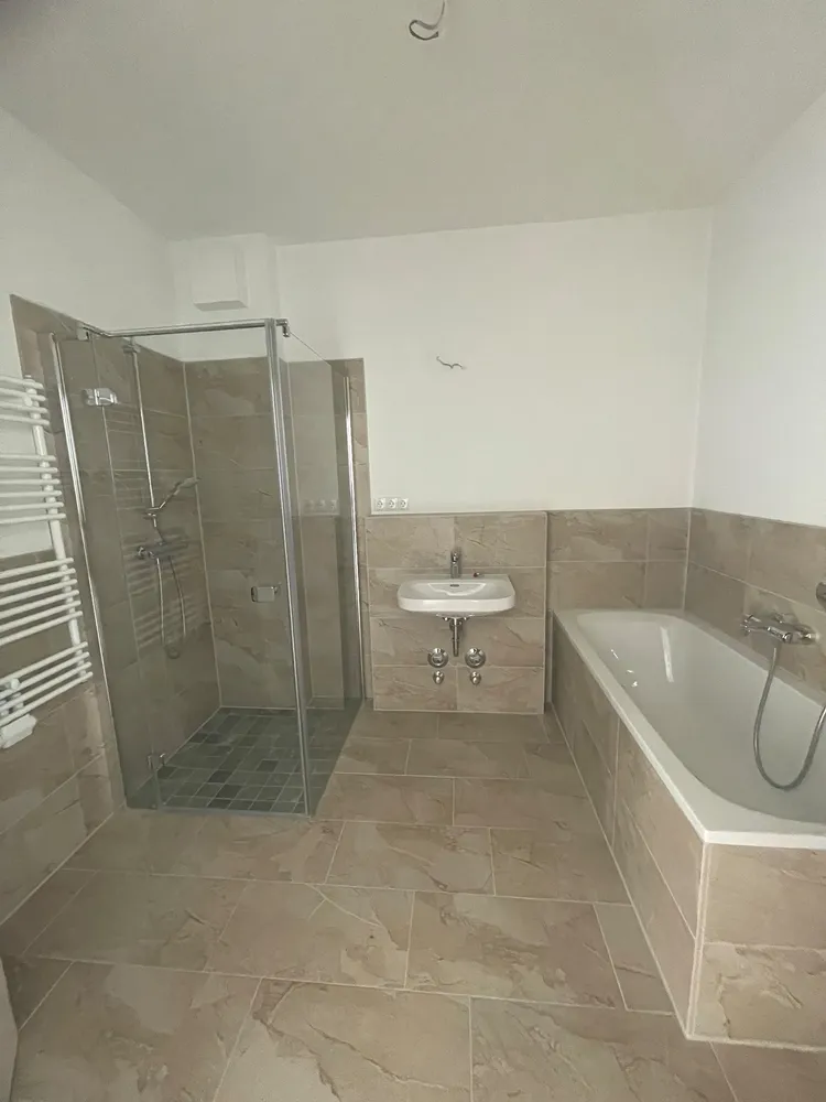 4 Zimmer Wohnung mit 84 m² in Rostock – Bild 6