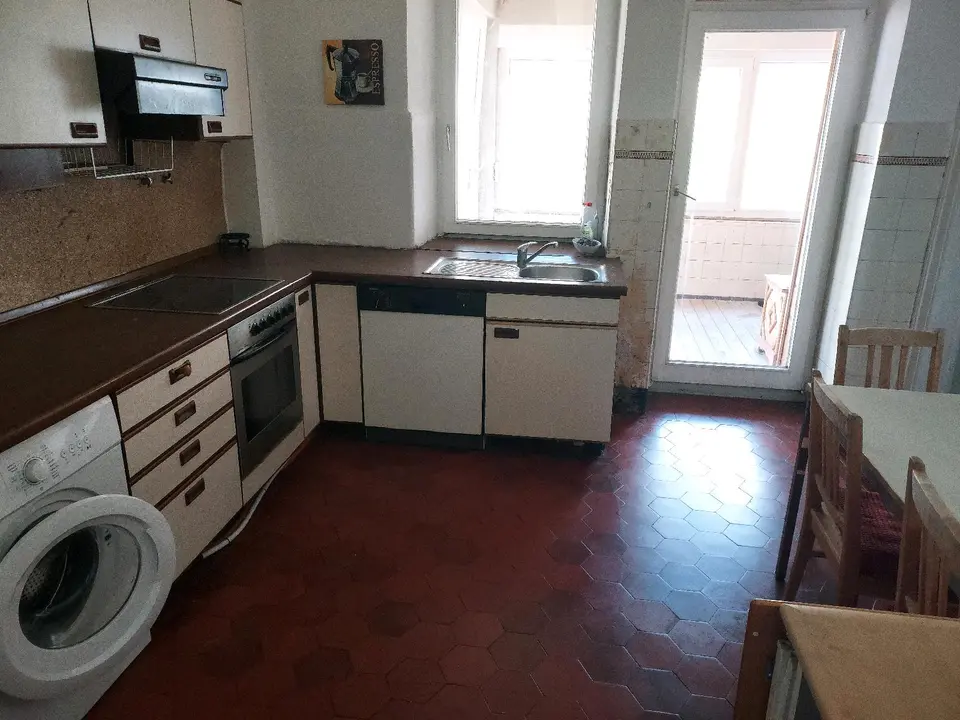 6 Zimmer Wohnung mit 120 m² in Würzburg – Bild 5