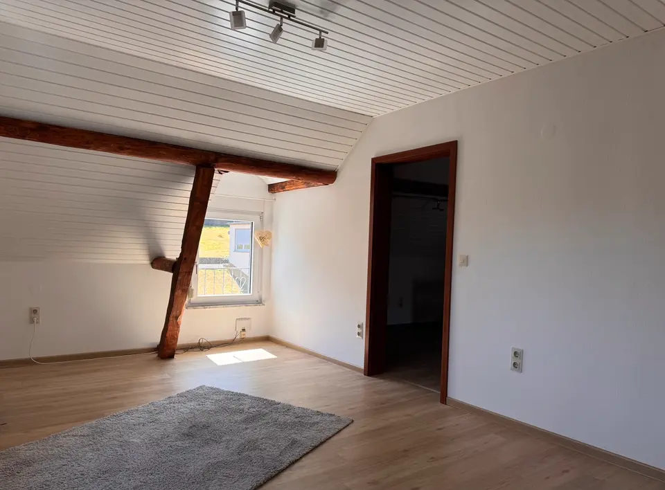 5 Zimmer Haus mit 150 m² in Siegen – Bild 2
