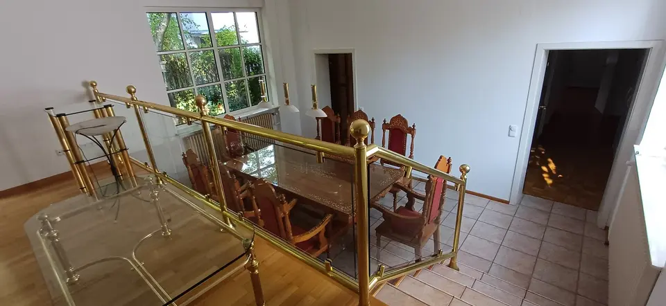 4 Zimmer Wohnung mit 140 m² in Würzburg – Bild 5