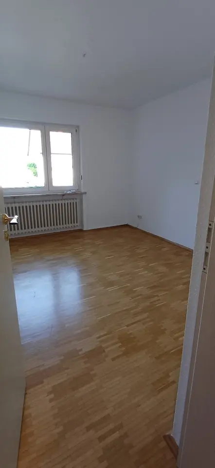 4 Zimmer Wohnung mit 140 m² in Würzburg – Bild 9