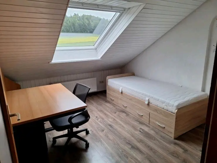 WG-Zimmer mit 100 m² in Aalen – Bild 4