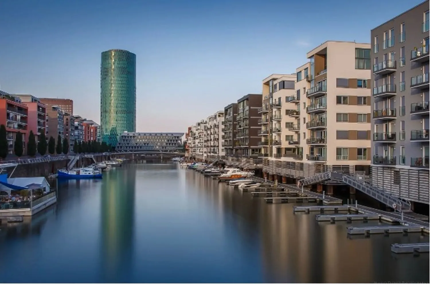 3 Zimmer Wohnung mit 89 m² in Frankfurt am Main – Bild 3