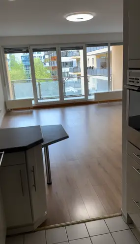 4 Zimmer Wohnung mit 121 m² in Frankfurt am Main – Bild 1