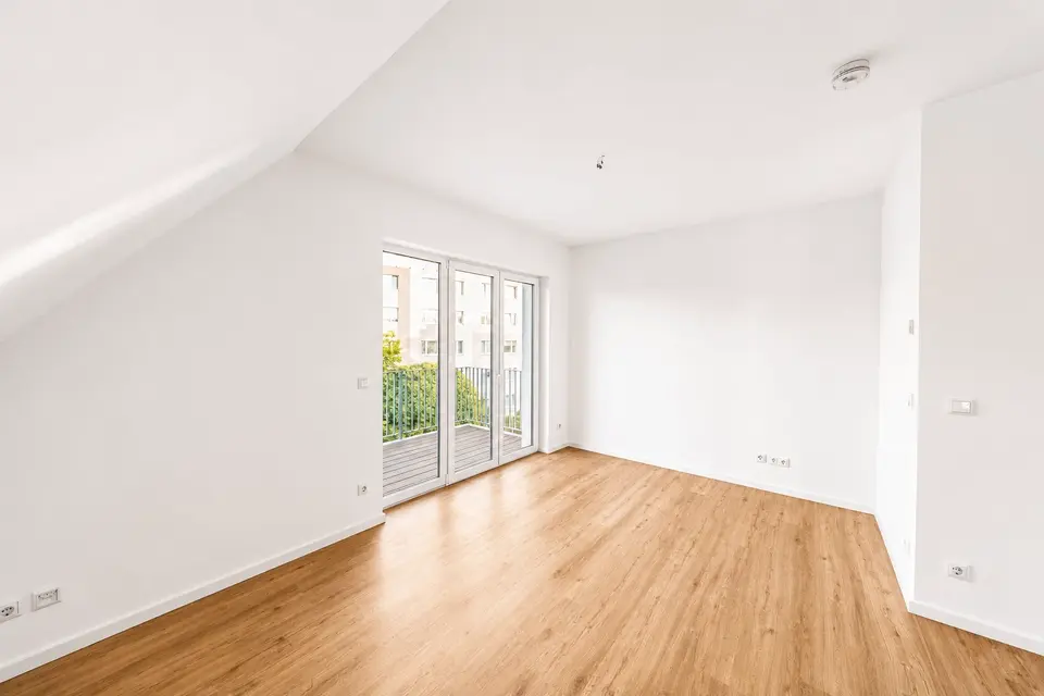 4 Zimmer Wohnung mit 1000 m² in Oranienburg – Bild 9