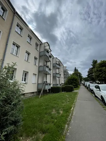 3 Zimmer Wohnung mit 67 m² in Dresden – Bild 1