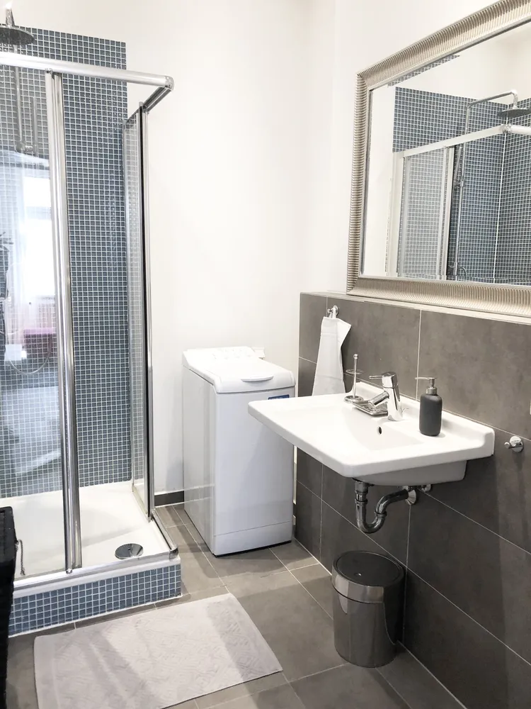 2 Zimmer Wohnung mit 49 m² in Berlin – Bild 12