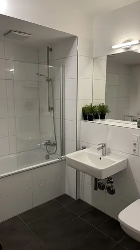 2 Zimmer Wohnung mit 60 m² in Köln – Bild 6