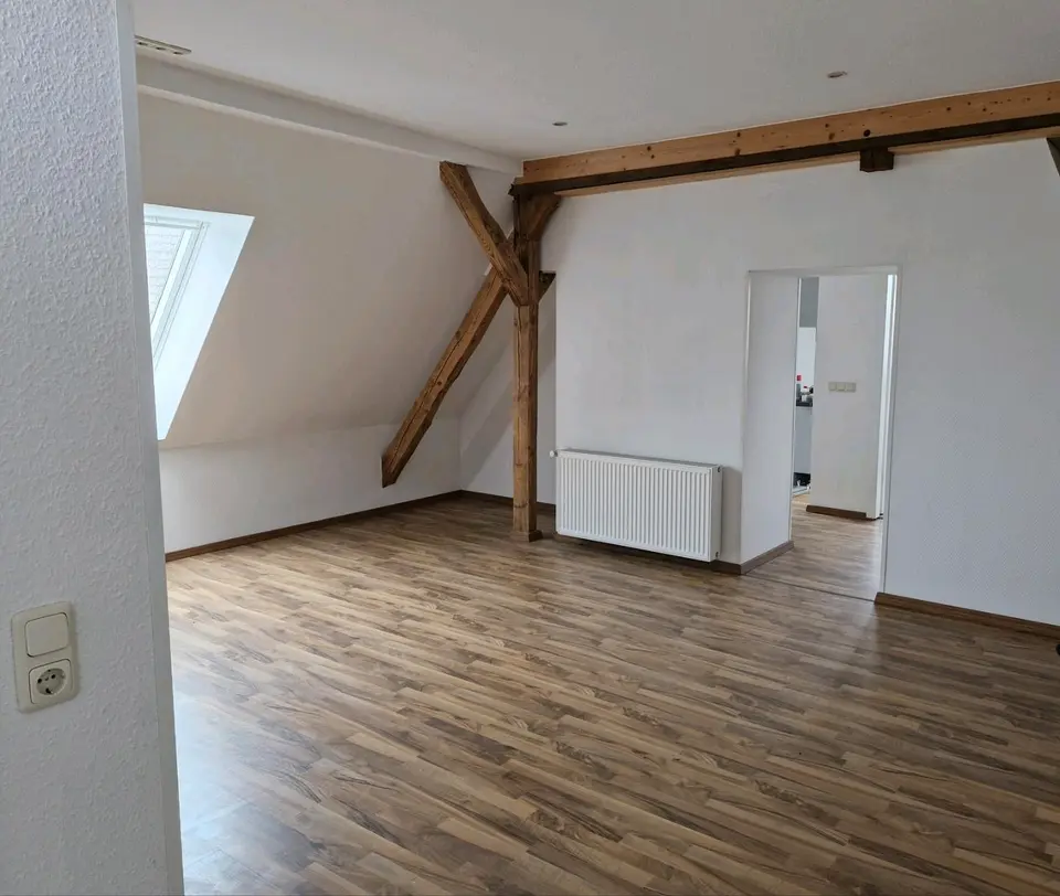 3 Zimmer Wohnung mit 78 m² in Neubrandenburg – Bild 1