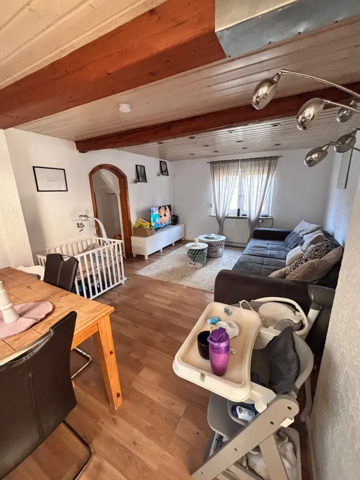 8 Zimmer Haus mit 160 m² in Ludwigshafen – Bild 1