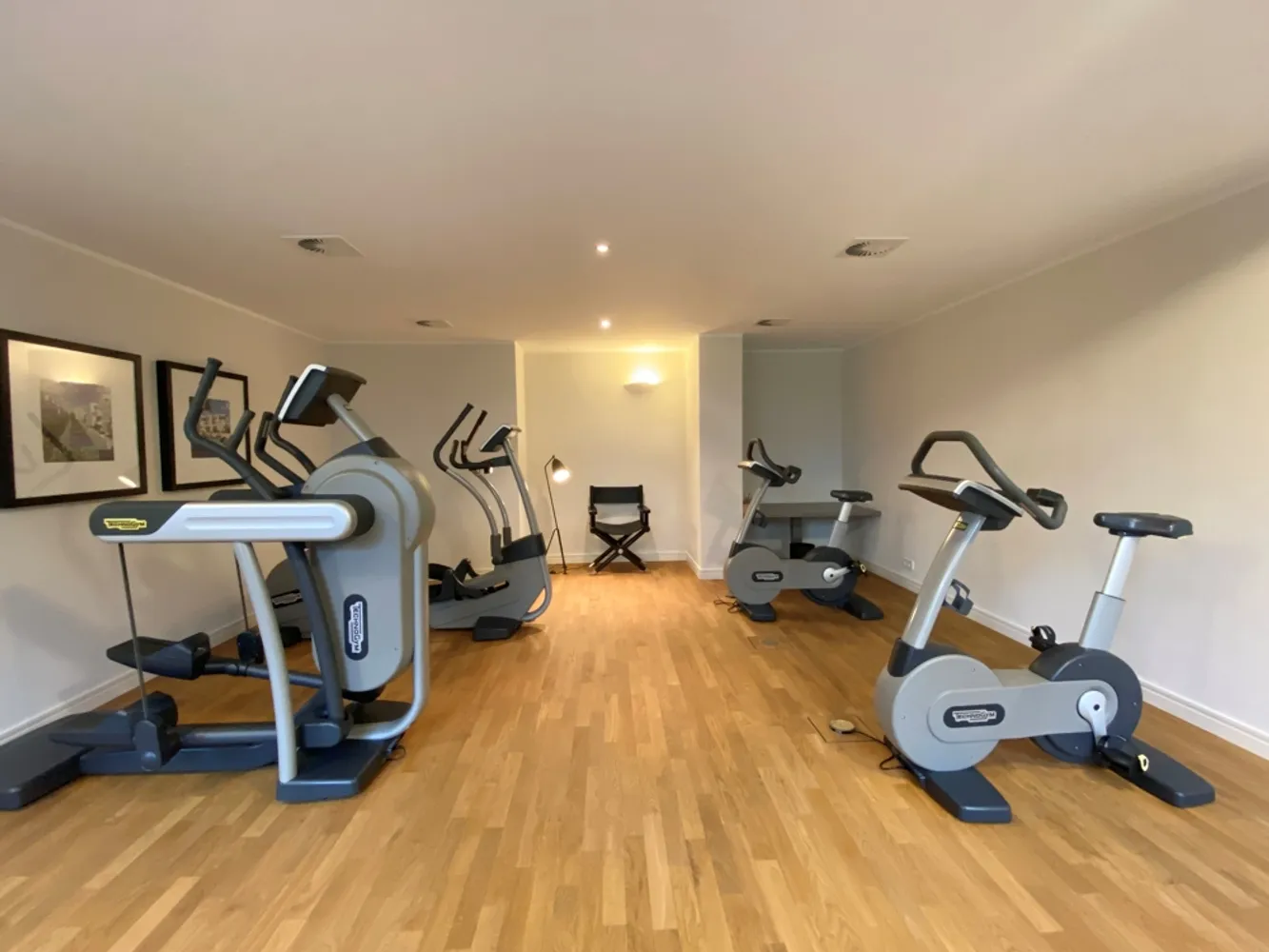 3 Zimmer Wohnung mit 228 m² in Hamburg – Bild 8