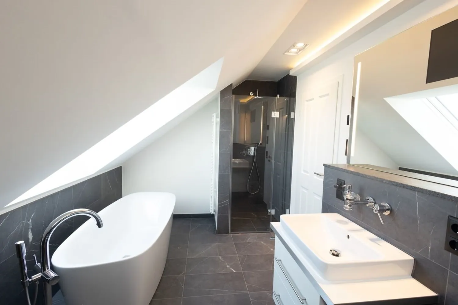 3 Zimmer Wohnung mit 103 m² in Leipzig – Bild 3
