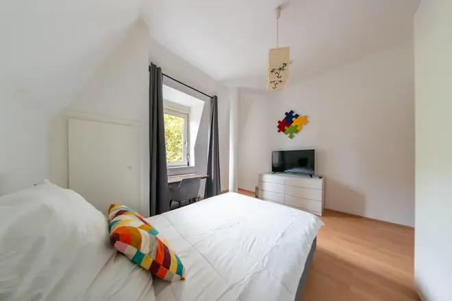 WG-Zimmer mit 17 m² in Frankfurt am Main – Bild 1