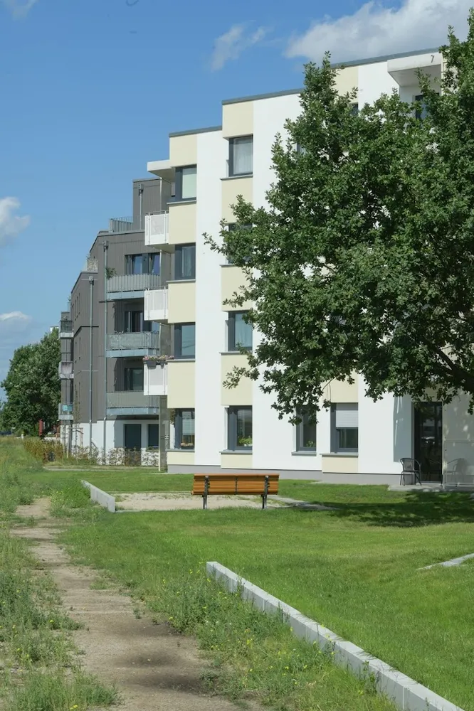 3 Zimmer Wohnung mit 80 m² in Berlin – Bild 2