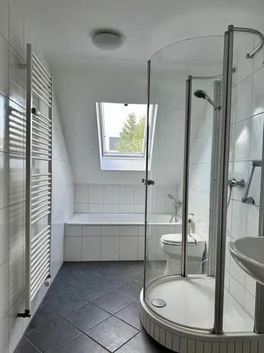 3 Zimmer Wohnung mit 98 m² in Saarbrücken – Bild 6