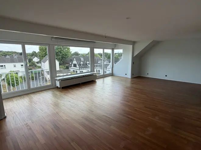 3 Zimmer Wohnung mit 120 m² in Bonn – Bild 2
