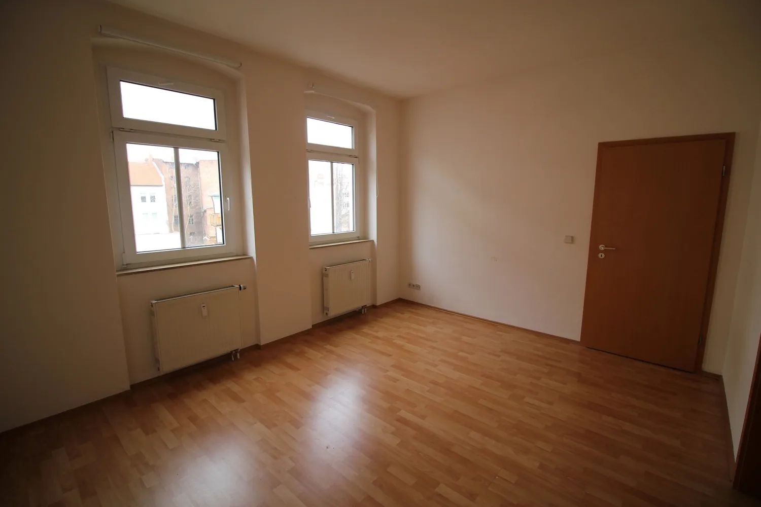 2 Zimmer Wohnung mit 43 m² in Halle (Saale) – Bild 1